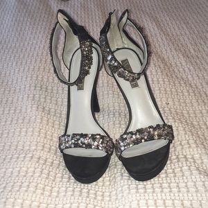 Vera Wang black satin heels